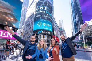 Gupy estreia na Nasdaq com 1 milhão de pessoas contratadas pela plataforma de R&S