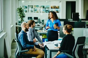 Liderança situacional: o que é, como pôr em prática e vantagens no trabalho